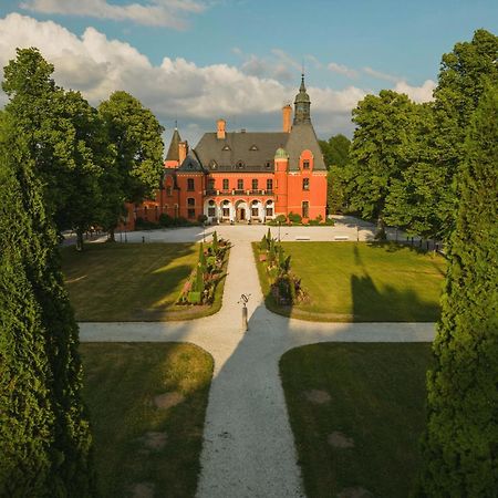 Lejondals Slott Hotel Bro Exterior photo